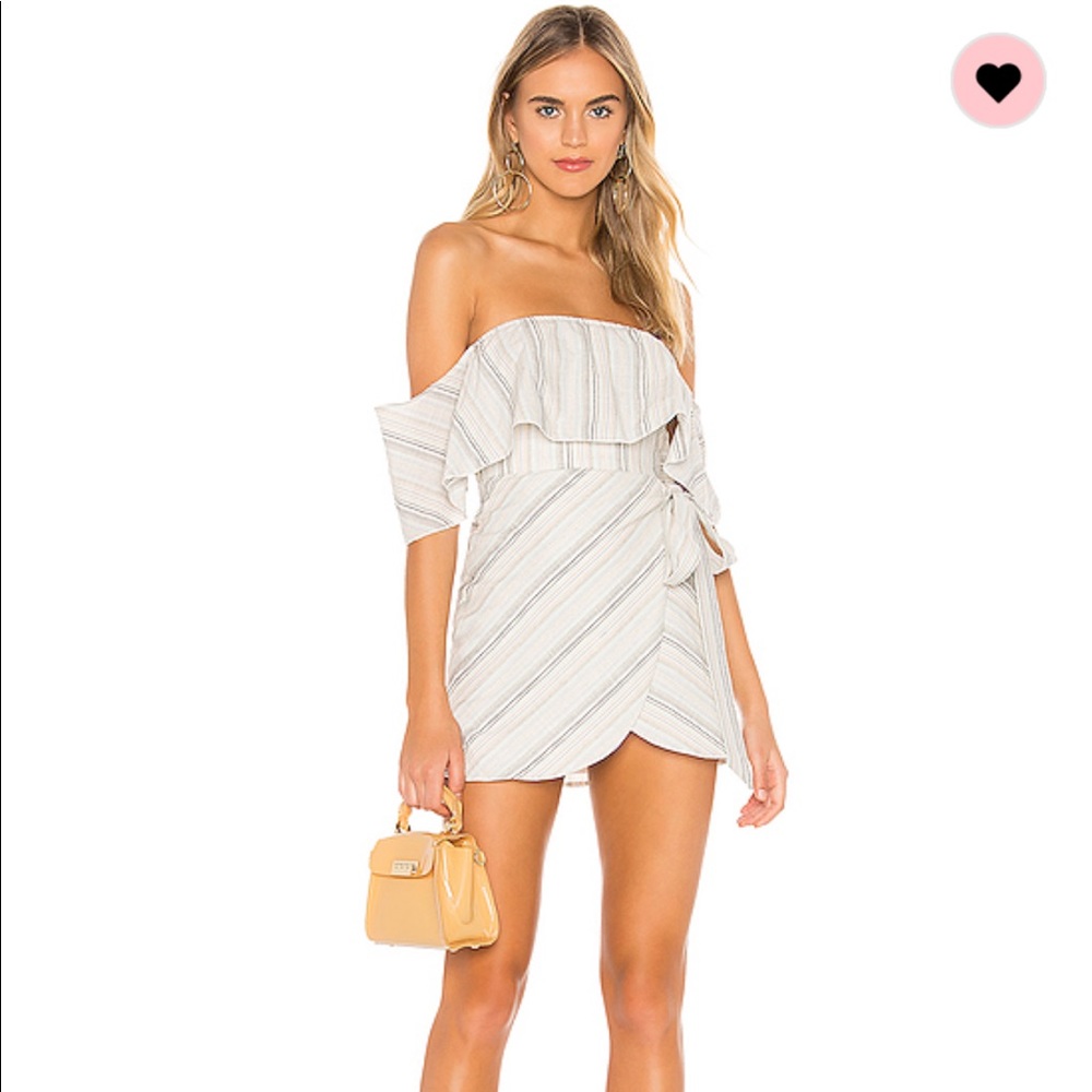 SUPERDOWN Kona off shoulder dress